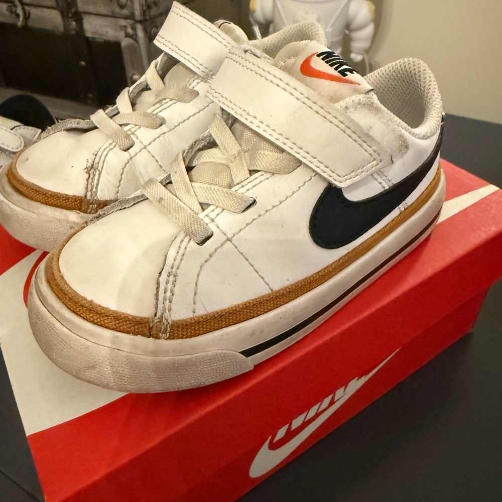 Nike White and Tan Sneakers Classic Design